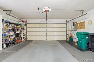 Sweet and solid Sugarmill home featuring a desirable split 2/2 on Sugarmill Woods Golf and Country Club in Florida - for sale on GolfHomes.com, golf home, golf lot