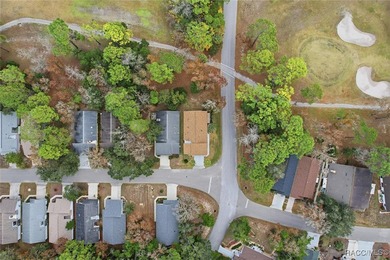 Sweet and solid Sugarmill home featuring a desirable split 2/2 on Sugarmill Woods Golf and Country Club in Florida - for sale on GolfHomes.com, golf home, golf lot