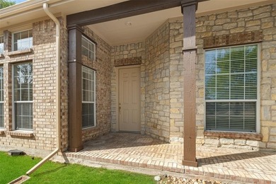 Popular half duplex in the Villas of Heritage Ranch. Beautiful on Heritage Ranch Golf and Country Club in Texas - for sale on GolfHomes.com, golf home, golf lot