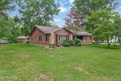 Nice ranch style home in a great location-within minutes of on Druid Hills Golf Club in Tennessee - for sale on GolfHomes.com, golf home, golf lot
