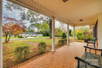 Just a short walk from The Gaston Country Club, you will find on Gaston Country Club in North Carolina - for sale on GolfHomes.com, golf home, golf lot