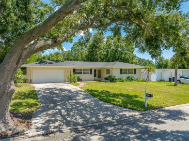 One or more photo(s) has been virtually staged. Tailored for on Belleview Biltmore Golf Club in Florida - for sale on GolfHomes.com, golf home, golf lot