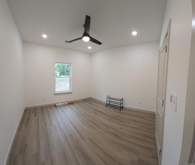 This property sounds absolutely fantastic! With its prime on Diamondhead Golf and Country Club in Arkansas - for sale on GolfHomes.com, golf home, golf lot