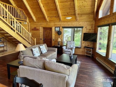 Turn-key McCall Golf Course log home on nearly 1/2 acre! Fully on McCall Municipal Golf Course in Idaho - for sale on GolfHomes.com, golf home, golf lot