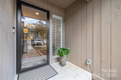 Stunningly Updated Home with Modern Comfort and Style on River Hills Country Club in South Carolina - for sale on GolfHomes.com, golf home, golf lot