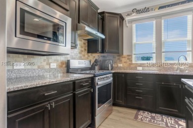A Move-In Ready Gem with Upgrades. This Taft model is a rare on Argent Lakes Golf Course in South Carolina - for sale on GolfHomes.com, golf home, golf lot