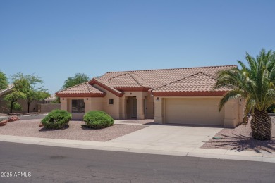 This move-in ready home on an oversized corner lot offers 2 on Trail Ridge Golf Course in Arizona - for sale on GolfHomes.com, golf home, golf lot