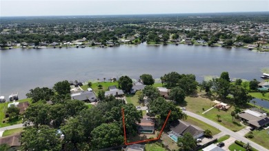 MOVE-IN READY SINGLE-FAMILY HOME IN LAKE PADGETT ESTATES

This on Plantation Palms Golf Club in Florida - for sale on GolfHomes.com, golf home, golf lot