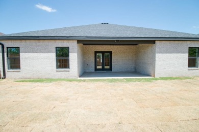 Brand new 3 bed 2 1/2 bath in a brand new section of Bentwood on Bentwood Country Club in Texas - for sale on GolfHomes.com, golf home, golf lot