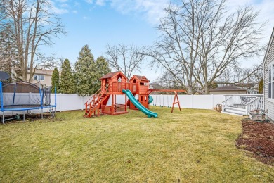 SPACIOUS four-bedroom home with all the room(s) and pretty on Village Links of Glen Ellyn in Illinois - for sale on GolfHomes.com, golf home, golf lot