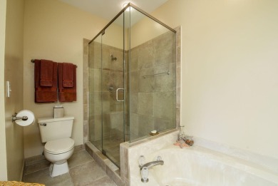 This charming 3-bedroom, 2.5-bathroom home with a tastefully on PGA National Golf Club in Florida - for sale on GolfHomes.com, golf home, golf lot