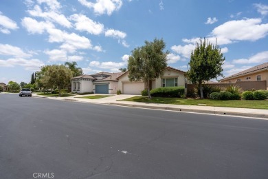 Relaxed Resort-Style Living in The Oasis - 55+ Community

 on Menifee Lakes Country Club - Lakes in California - for sale on GolfHomes.com, golf home, golf lot