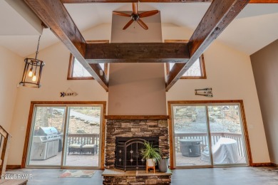 Bring your golf clubs to this  beautiful 4 bedroom 2 bathroom on Paupack Hills Golf and Country Club in Pennsylvania - for sale on GolfHomes.com, golf home, golf lot