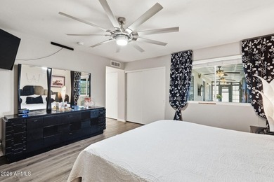 Beautifully remodeled, move-in-ready home in the active adult on Cottonwood Country Club in Arizona - for sale on GolfHomes.com, golf home, golf lot