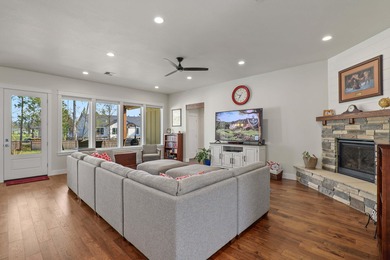 Rare single-level living on nearly an acre inside the city on Grants Pass Golf Club in Oregon - for sale on GolfHomes.com, golf home, golf lot