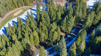 This remarkable golf course and mountain view lot is centered in on Nakoma Golf Resort in California - for sale on GolfHomes.com, golf home, golf lot