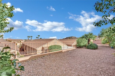 Single-story home in Sun City MacDonald Ranch, a 55+ Henderson on Desert Willow Golf Course in Nevada - for sale on GolfHomes.com, golf home, golf lot