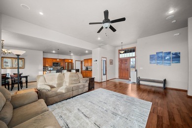 MOTIVATED SELLER! 3 car tandem garage! Beautiful home situated on The Fairways at West Terrace in Washington - for sale on GolfHomes.com, golf home, golf lot