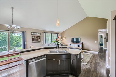 Well Maintaned rambler that shows pride of ownership. Amenities on Chisago Lakes Golf Course in Minnesota - for sale on GolfHomes.com, golf home, golf lot