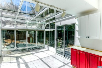 179 Hurricane Ridge Drive on SunLand Golf and Country Club in Washington - for sale on GolfHomes.com, golf home, golf lot