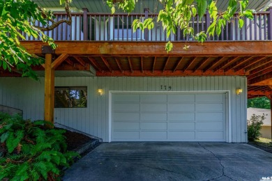 179 Hurricane Ridge Drive on SunLand Golf and Country Club in Washington - for sale on GolfHomes.com, golf home, golf lot