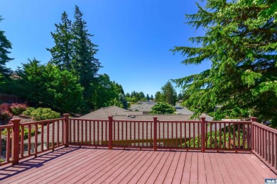 179 Hurricane Ridge Drive on SunLand Golf and Country Club in Washington - for sale on GolfHomes.com, golf home, golf lot