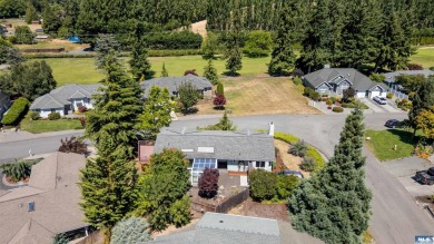 179 Hurricane Ridge Drive on SunLand Golf and Country Club in Washington - for sale on GolfHomes.com, golf home, golf lot