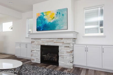 The Cottonwood is farmhouse themed with a spacious layout on Prairie Falls Golf Club in Idaho - for sale on GolfHomes.com, golf home, golf lot