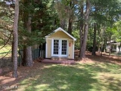 Gorgeous 3 bedroom, 3 bath home nestled  in a desirable golfing on Whispering Pines Golf Course in North Carolina - for sale on GolfHomes.com, golf home, golf lot