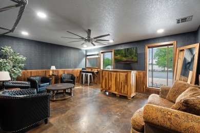 Exceptional versatile property in one of Oklahoma's most on Patricia Island Golf Club in Oklahoma - for sale on GolfHomes.com, golf home, golf lot