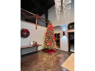 Exceptional versatile property in one of Oklahoma's most on Patricia Island Golf Club in Oklahoma - for sale on GolfHomes.com, golf home, golf lot