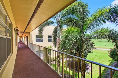 Embrace the captivating charm and modern convenience of this on Kings Point Golf -Flanders Way in Florida - for sale on GolfHomes.com, golf home, golf lot