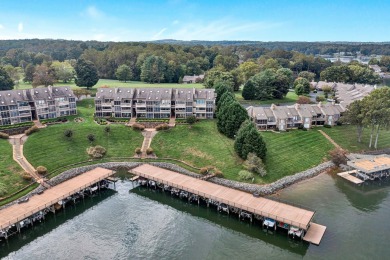 Welcome to this wonderful 3 bedroom 3 bath top floor condo at on The Waterfront Country Club in Virginia - for sale on GolfHomes.com, golf home, golf lot