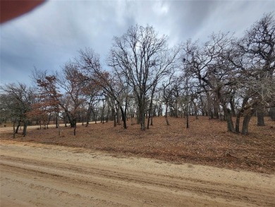 INVESTMENT!!INVESTMENT!! This home has Great bones and is ready on Nocona Hills Golf Course in Texas - for sale on GolfHomes.com, golf home, golf lot