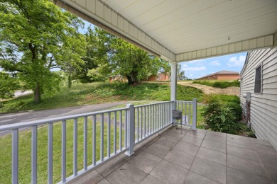 Charming 3BR, 2BA home on an oversized lot with extended private on Somerset Country Club in Kentucky - for sale on GolfHomes.com, golf home, golf lot