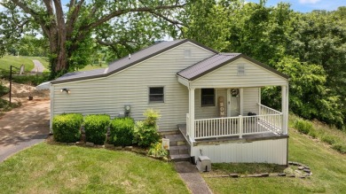Charming 3BR, 2BA home on an oversized lot with extended private on Somerset Country Club in Kentucky - for sale on GolfHomes.com, golf home, golf lot