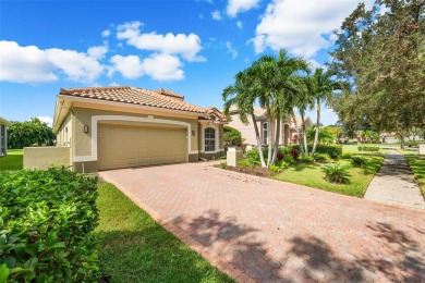 No hurricane damage and no flood insurance required! The Bayou on Bayou Golf Club in Florida - for sale on GolfHomes.com, golf home, golf lot