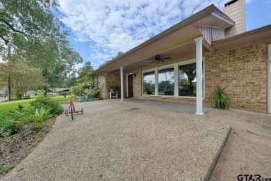 This charming single-family home offers 2,013 sq ft of living on Hide-A-Way Lake Golf Course in Texas - for sale on GolfHomes.com, golf home, golf lot