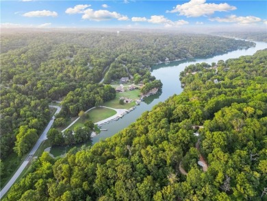 245 feet of Lake Windsor shoreline, 1.91 acres, & only minutes on Bella Vista Country Club - Berksdale in Arkansas - for sale on GolfHomes.com, golf home, golf lot