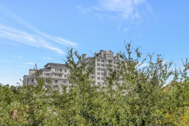 Discover the ideal blend of comfort and convenience with this on Sandestin Golf and Beach Resort - Raven in Florida - for sale on GolfHomes.com, golf home, golf lot