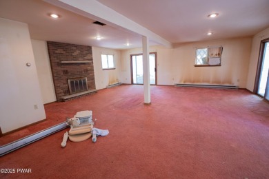 Contemporary Home Near North Beach in The Hideout!Located just a on The Hideout Golf in Pennsylvania - for sale on GolfHomes.com, golf home, golf lot