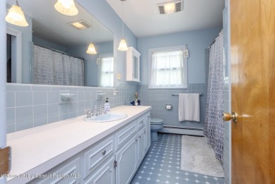 What a Wonderful Split Level featuring over  2,060 Square feet on Wiltwyck Golf Club in New York - for sale on GolfHomes.com, golf home, golf lot