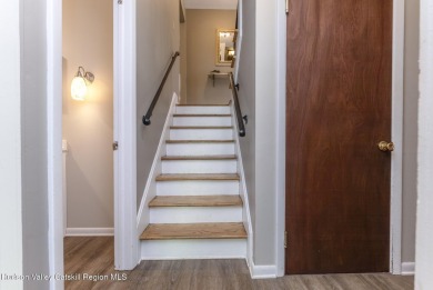 What a Wonderful Split Level featuring over  2,060 Square feet on Wiltwyck Golf Club in New York - for sale on GolfHomes.com, golf home, golf lot