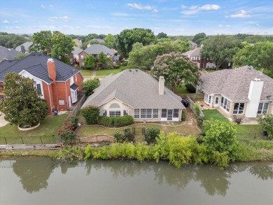 Bring your personal touch to this original owner, single story on Plantation Golf Course in Texas - for sale on GolfHomes.com, golf home, golf lot