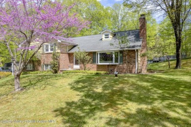 What a Wonderful Split Level featuring over  2,060 Square feet on Wiltwyck Golf Club in New York - for sale on GolfHomes.com, golf home, golf lot