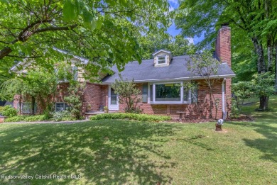 What a Wonderful Split Level featuring over  2,060 Square feet on Wiltwyck Golf Club in New York - for sale on GolfHomes.com, golf home, golf lot