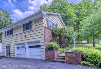 What a Wonderful Split Level featuring over  2,060 Square feet on Wiltwyck Golf Club in New York - for sale on GolfHomes.com, golf home, golf lot