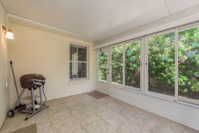 Motivated Sellers will credit $2000 concession towards Closing on The Links Golf Course in Florida - for sale on GolfHomes.com, golf home, golf lot