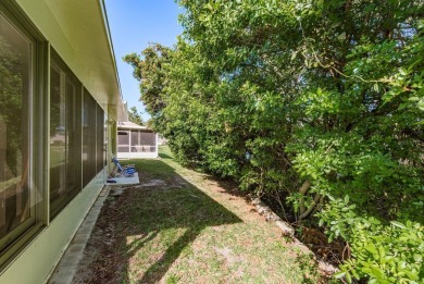 Motivated Sellers will credit $2000 concession towards Closing on The Links Golf Course in Florida - for sale on GolfHomes.com, golf home, golf lot