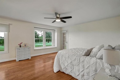 Welcome to easy living in this beautifully updated ground-floor on Creve Coeur Golf Course in Missouri - for sale on GolfHomes.com, golf home, golf lot